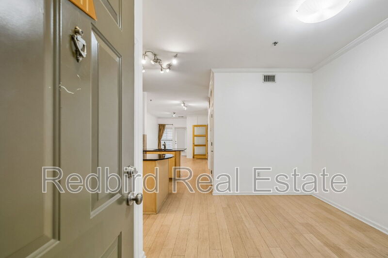 Nashville Condo: 1803 Broadway