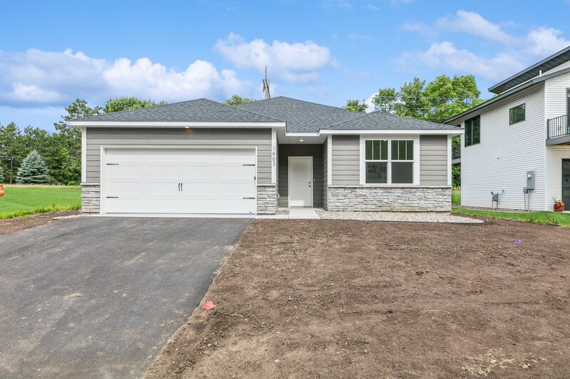 St. Cloud House: 1663 39th St S