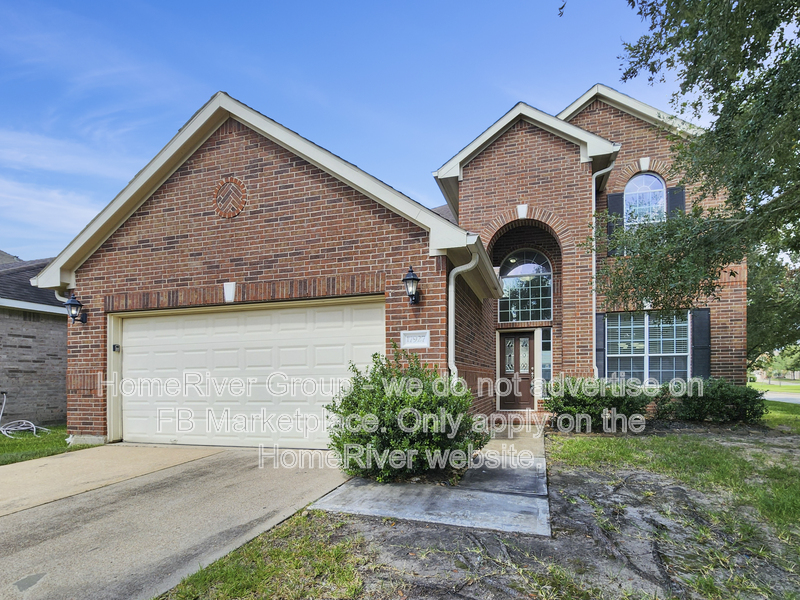 Cypress House: 17927 Serene Shore Dr