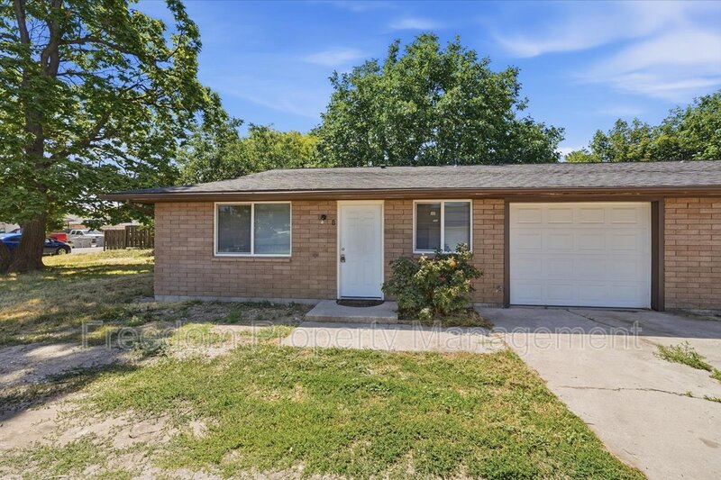 Caldwell Condo: 3114 Iowa Avenue - 1