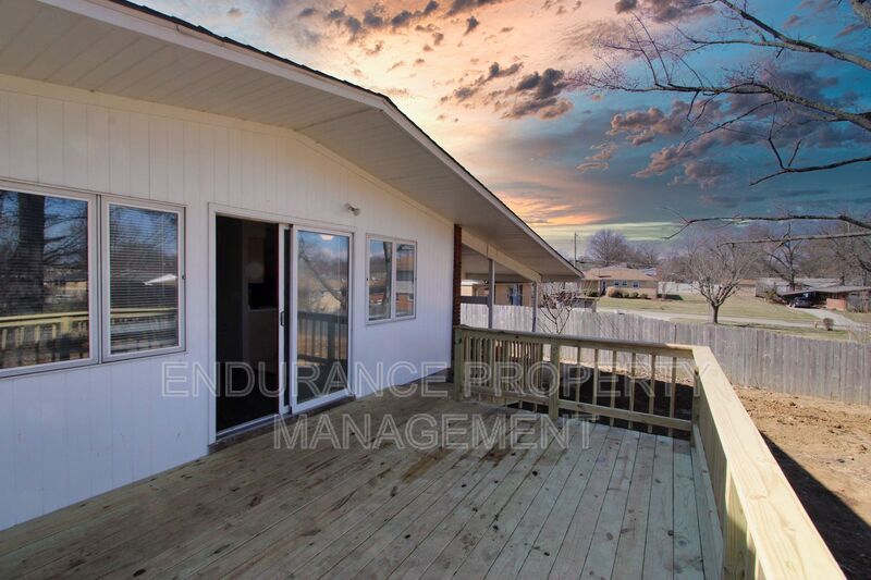 Cincinnati House: 3130 Balsamridge Dr