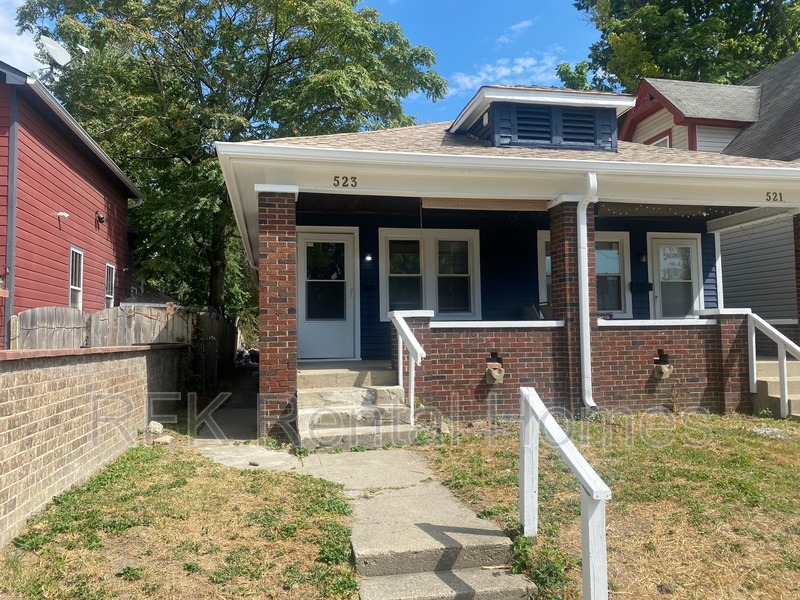 Indianapolis Condo: 523 North Temple Avenue