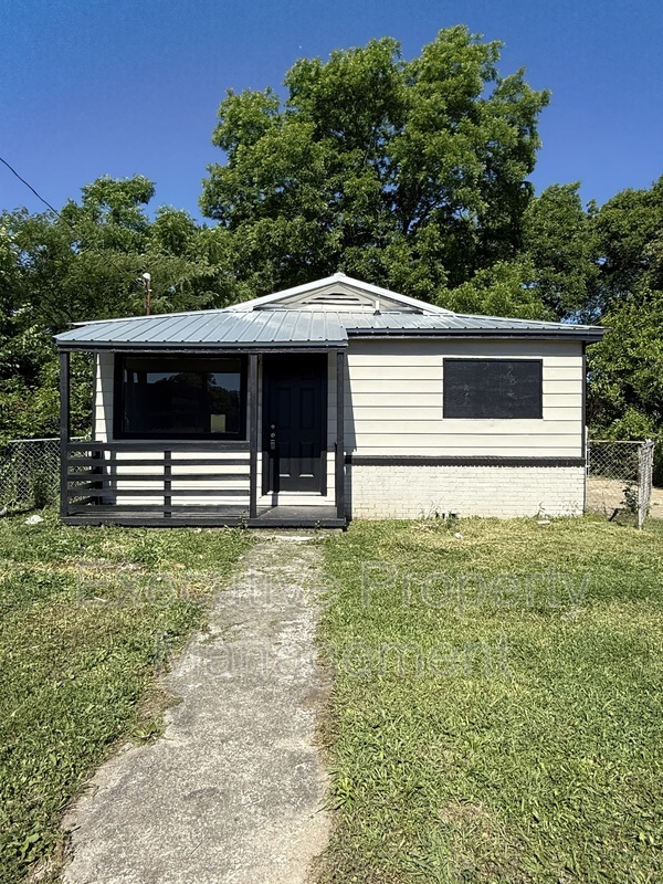 Birmingham House: 3376 34th Avenue