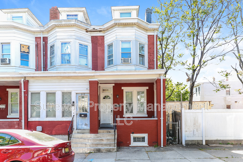 Trenton House: 313 Home Ave