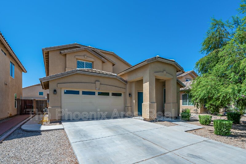 Maricopa House: 44299 W Oster Dr
