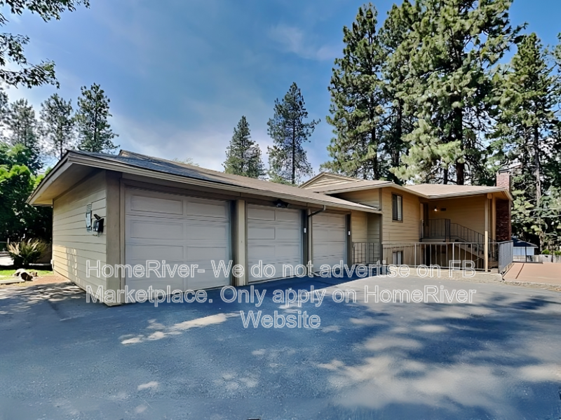 Spokane Condo: 1225 E 29th Ave