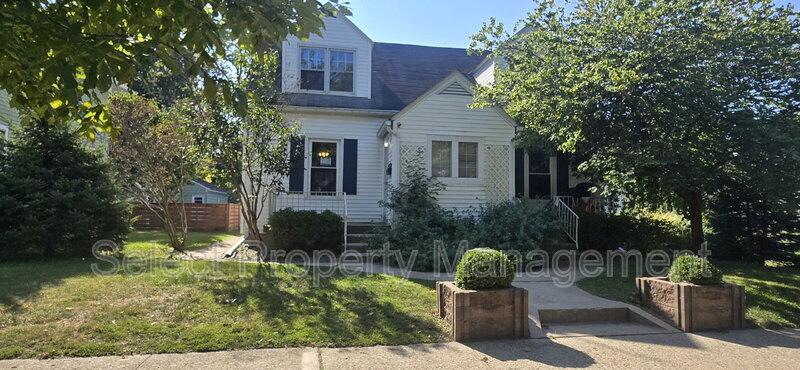 Fort Wayne Condo: 1228 Elmwood Ave