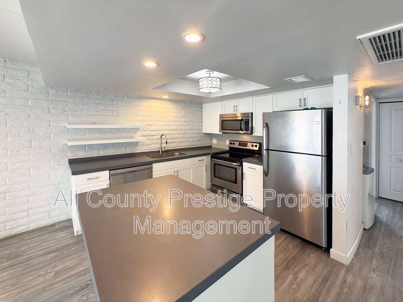 Phoenix Condo: 1420 E Bethany Home Road