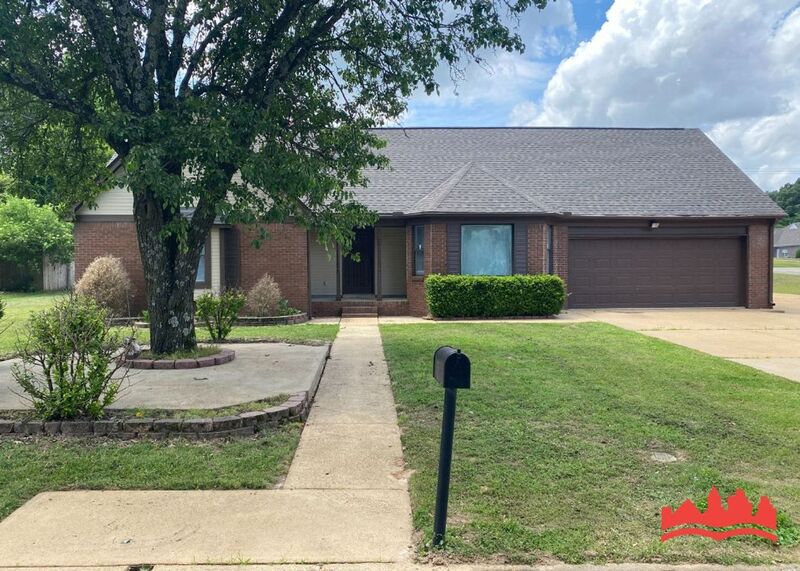 Olive Branch House: 7211 Grove Park Rd
