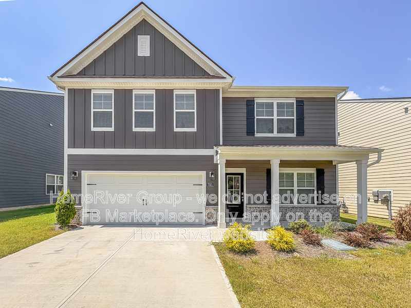Hixson House: 7321 Bendire Loop
