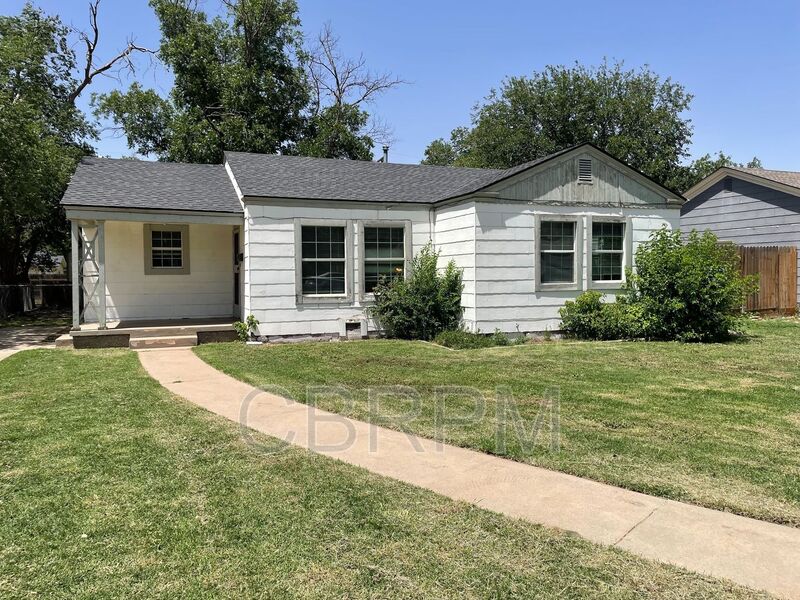 Lubbock House: 3614 30th St