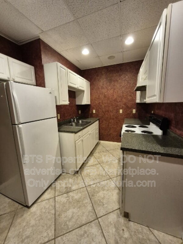 Bellevue Condo: 5917 West Plank Road