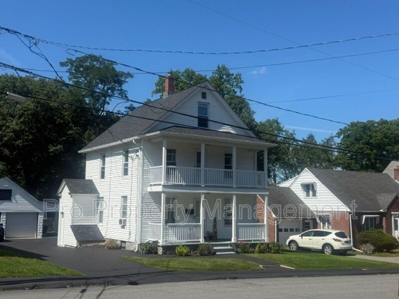 Torrington Condo: 280 Hillside Ave