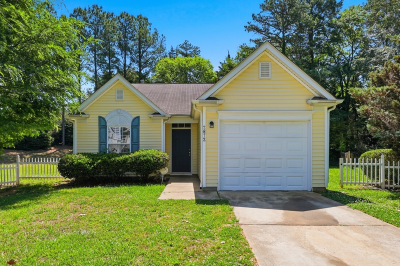 Charlotte House: 2872 Oasis Lane