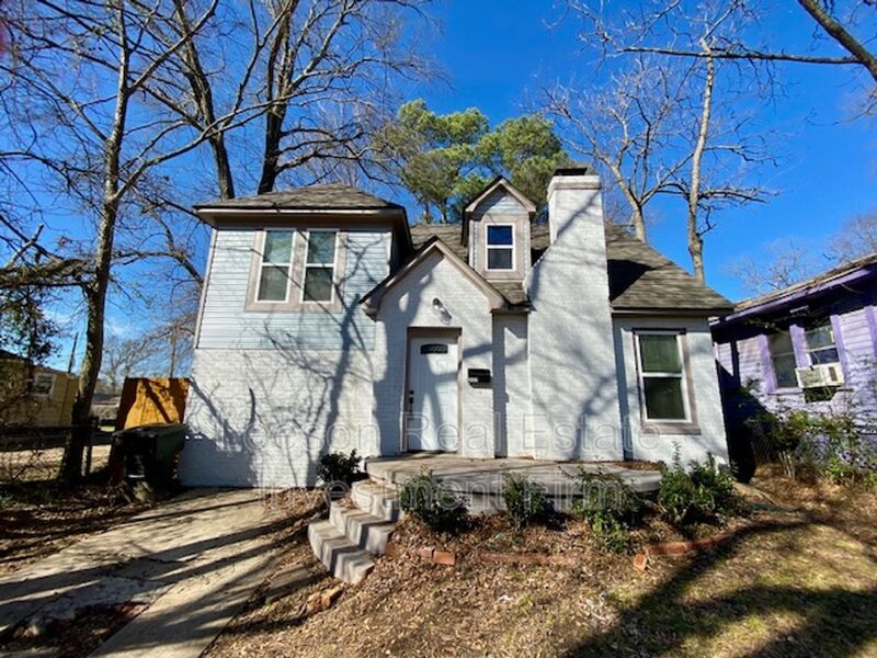 Shreveport House: 3122 Judson St.