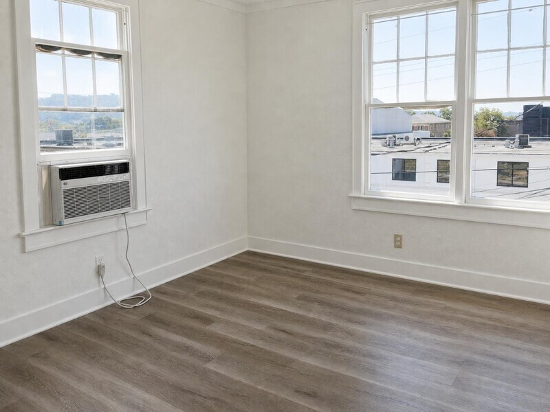 Main Rental Photo 6
