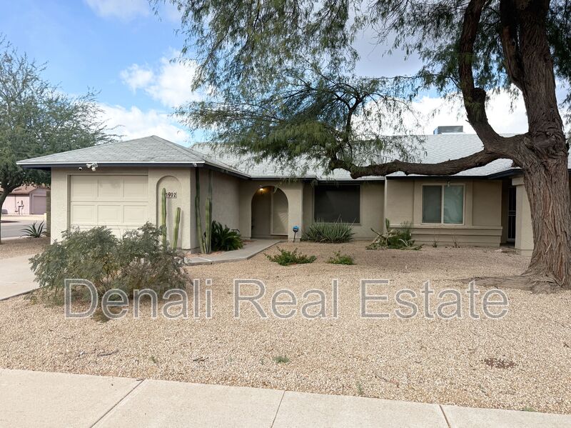 Phoenix House: 1902 E. Sandra Terrrace