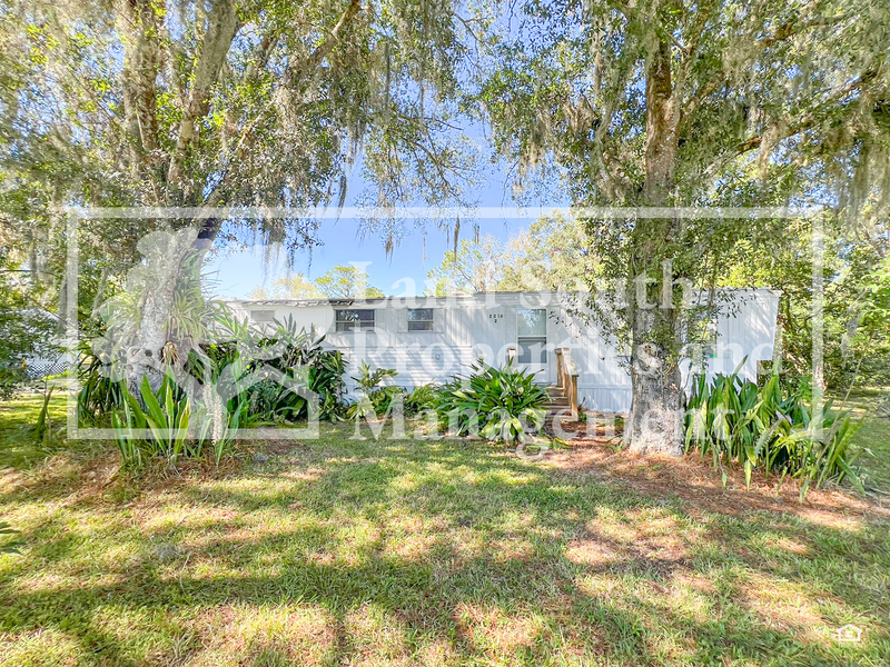 Auburndale House: 2218 Ellie Rd Lot