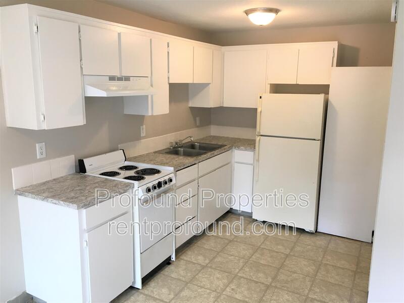 Hillsboro Condo: 221 SE 12th Ave - 17