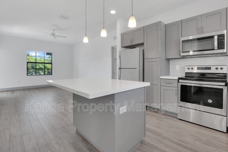 Fort Lauderdale Condo: 630 NE 14th Court