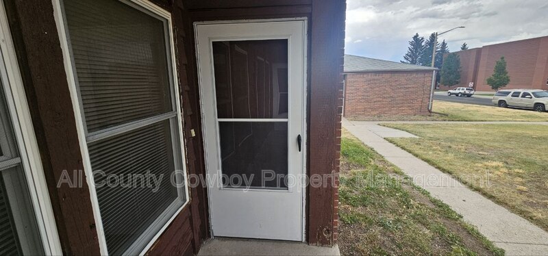 Main Rental Photo 16