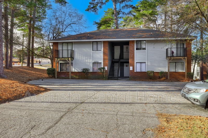 Augusta Condo: 2451A Jennings Road