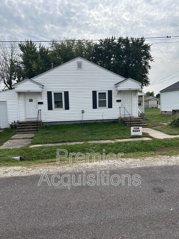 Vandalia Condo: 208 E Bland St