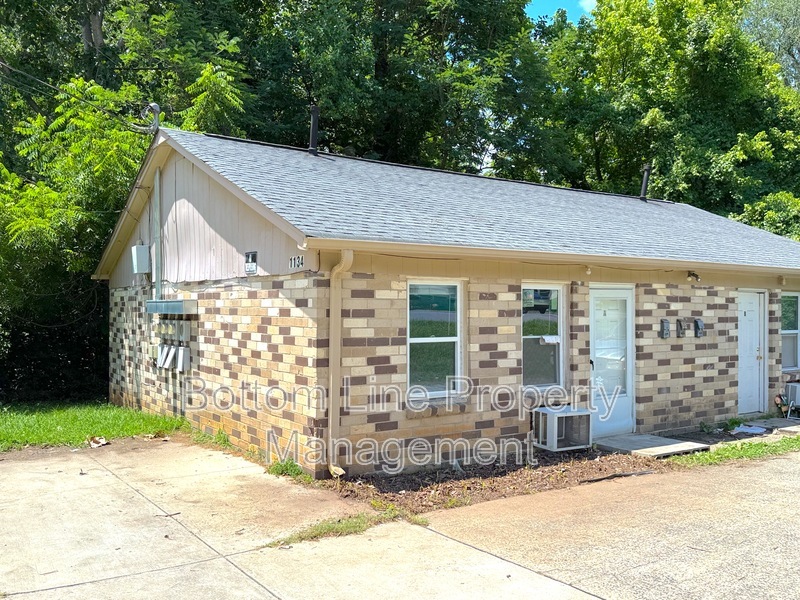 Gastonia Condo: 1134 W Davidson Ave