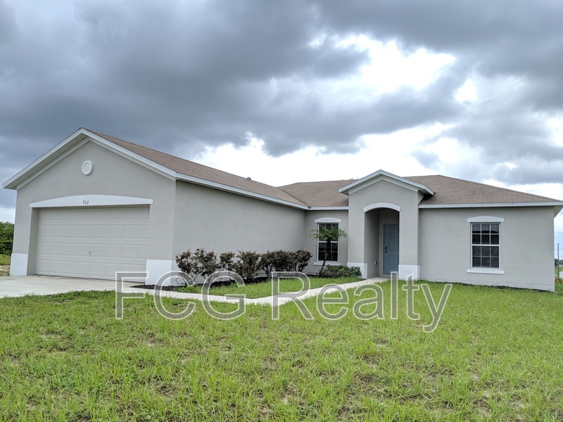 Kissimmee House: 702 Colville Pl