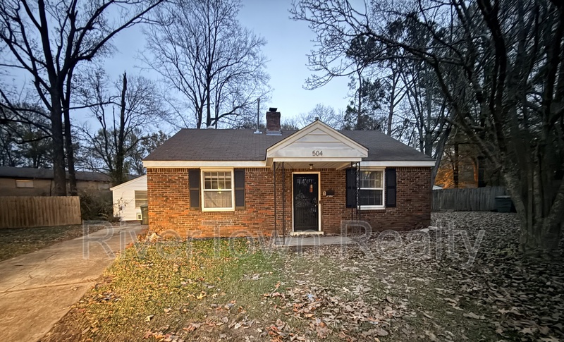 Memphis House: 504 Philwood Cv Frnt