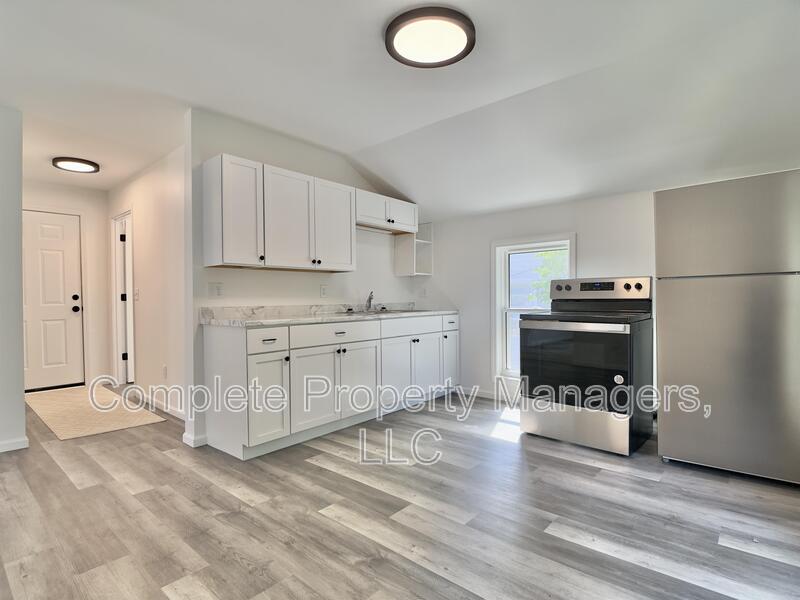 Owatonna Condo: 247 East Fremont Street - 2