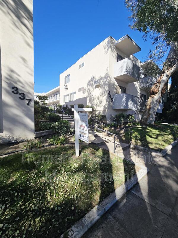 Burbank Condo: 345 E Tujunga Ave