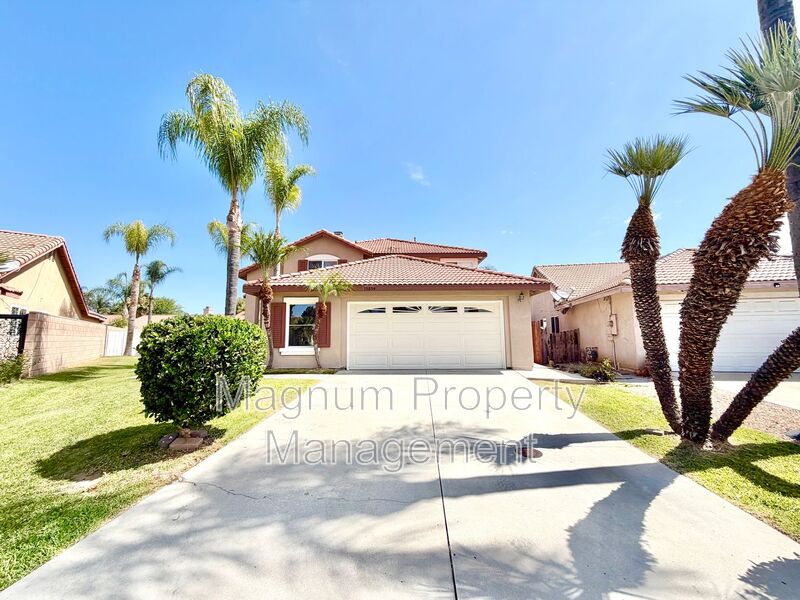 Moreno Valley House: 15854 Pampas Ct