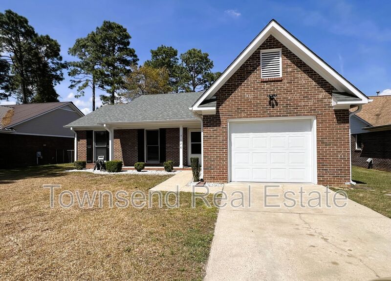 Fayetteville House: 7126 Kearny Ave.