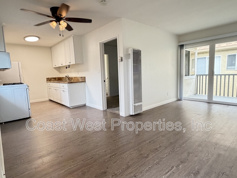 Carlsbad Condo: 391 Oak Ave - 06