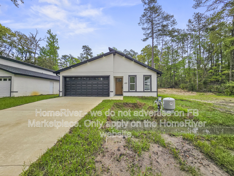 Ocala House: 6851 SE 23rd Ave