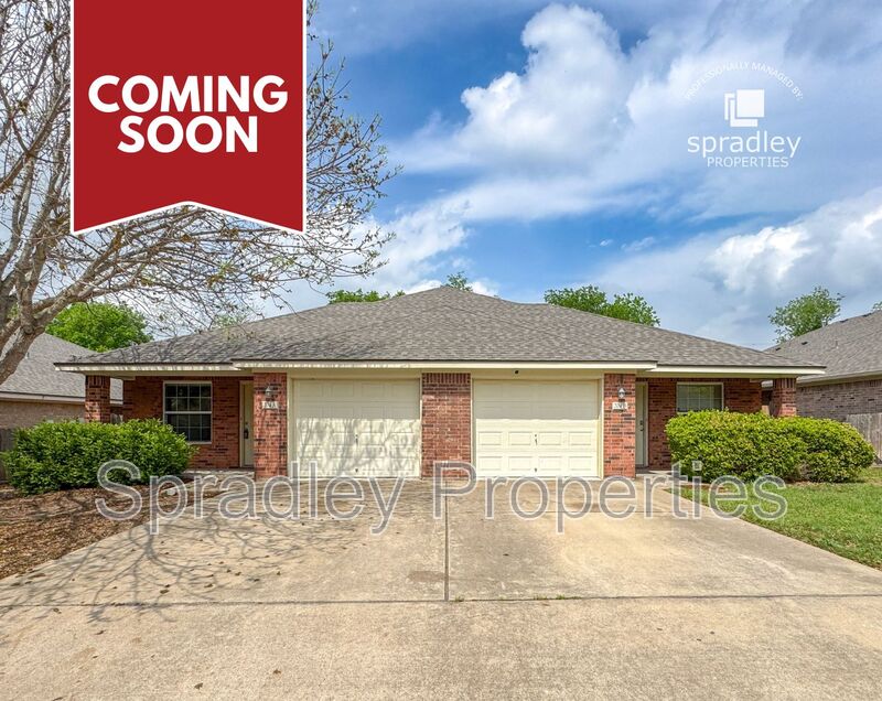 Temple Condo: 204A Andy Ln