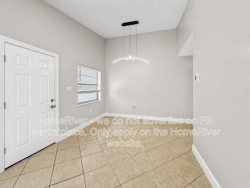 Fort Pierce Townhome: 2015 Oleander Blvd