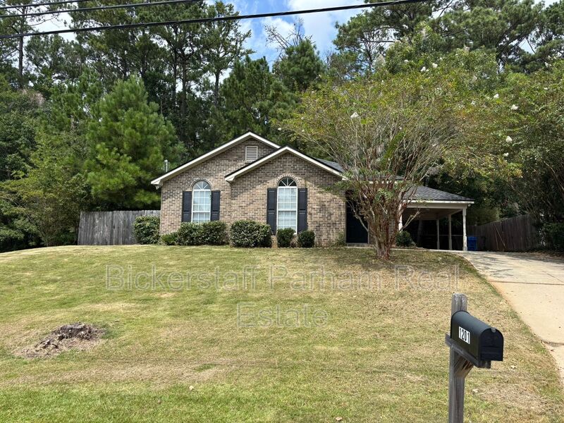 Columbus House: 1201 Canaan Court