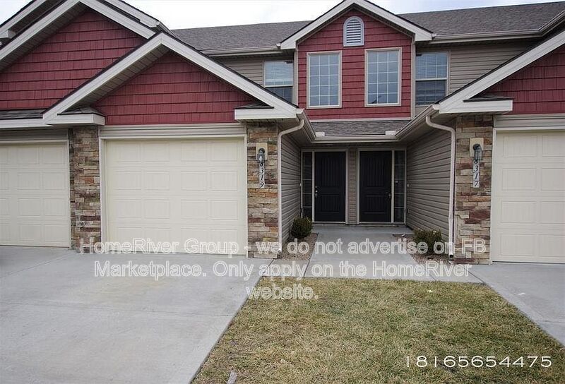 Kansas City Townhome: 8326 N Spruce Ave