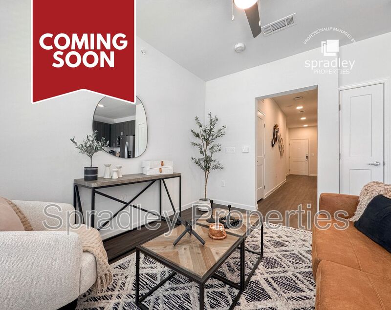Belton Condo: 710 Shine St