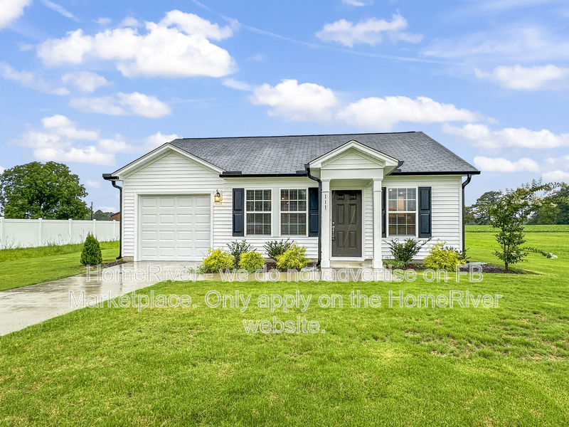 Four Oaks House: 111 Johnson Ridge Way