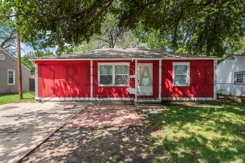 Wichita House: 5714 E Harry St