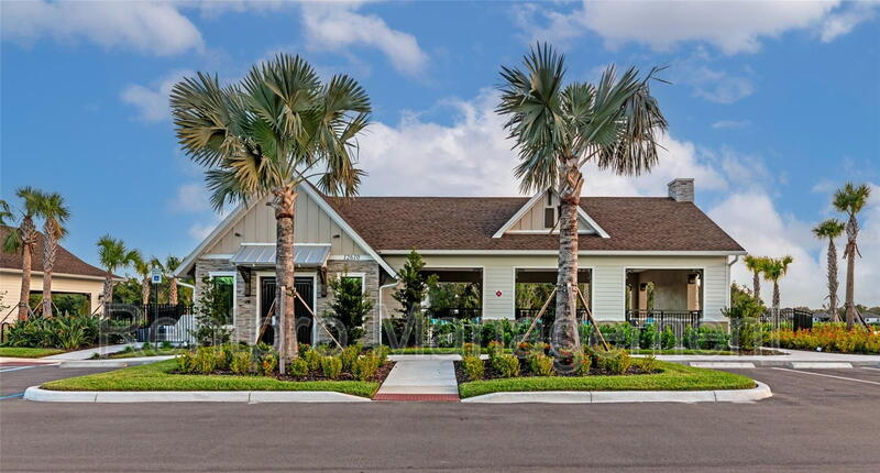 Parrish House: 12488 Oak Hill Way