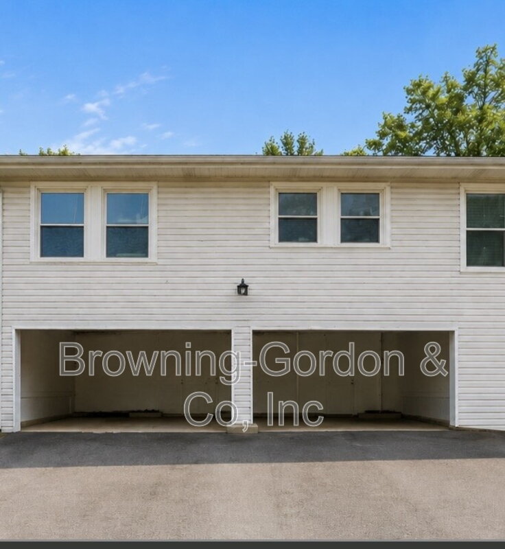Nashville Condo: 810 Bellevue Road