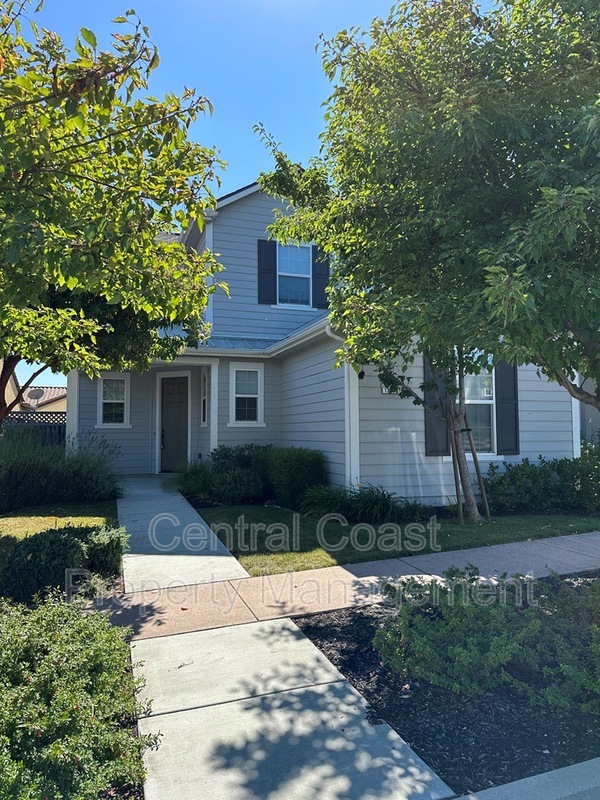 Salinas House: 13538 Warren  Ave