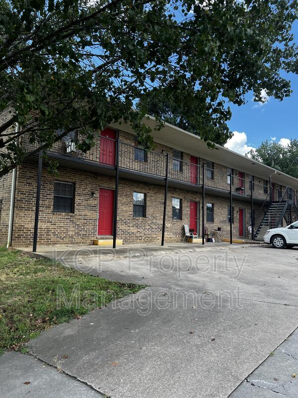 Greenwood Condo: 340 West Dogwood - 4
