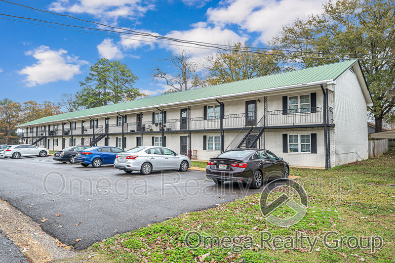 Northport Condo: 2711 18th Ave