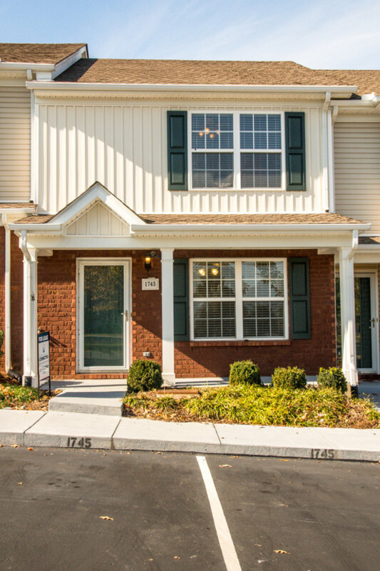 Request a Viewing for 1745 Red Jacket Drive Tenant Turner
