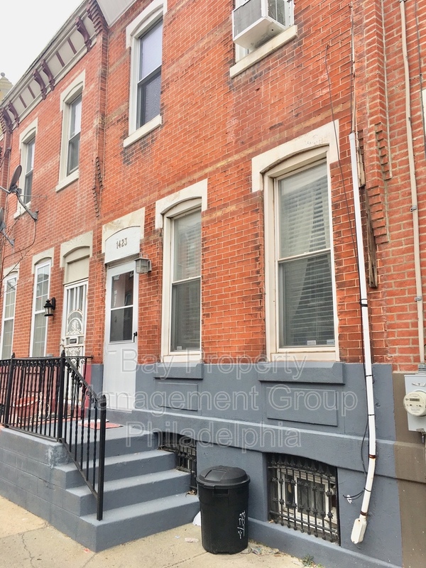Philadelphia House: 1423 Ellsworth St
